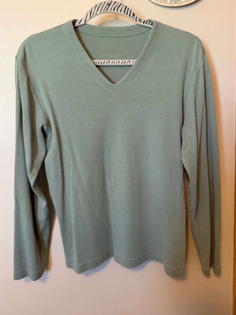 Cabela's Women's Long Sleeve V-Neck Tee in Sage Green